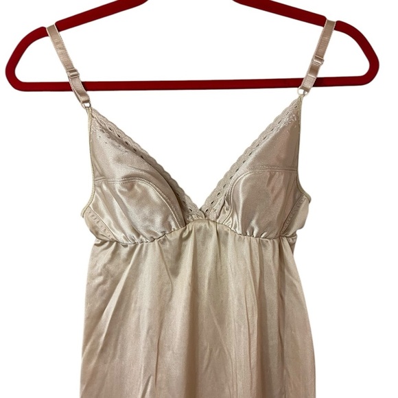 Vintage St.Michael Champagne V-neck Slip - Picture 3 of 12